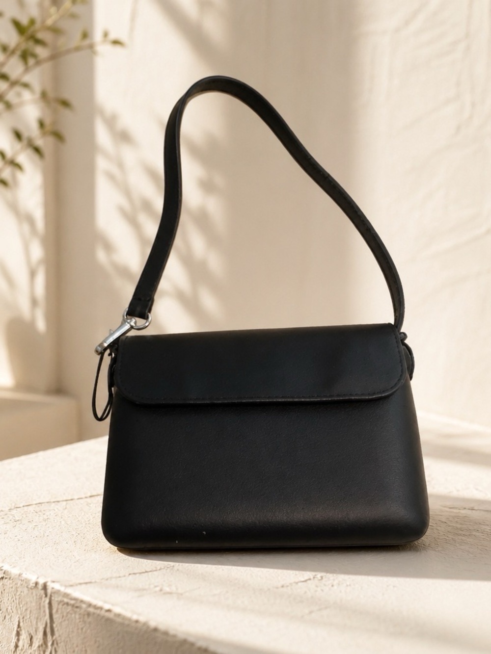 O bag Black Flap Handbag with Orange Pom-Pom NWT  8x6 in size - Picture 4 of 4